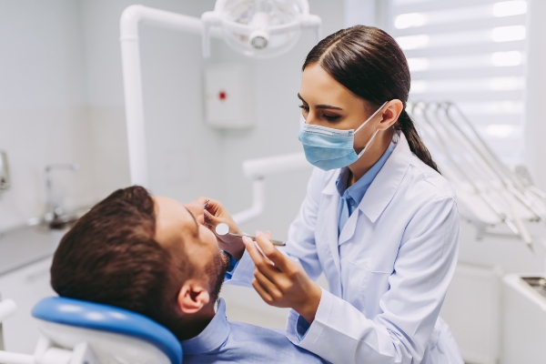Reasons You May Need A Full Mouth Reconstruction
